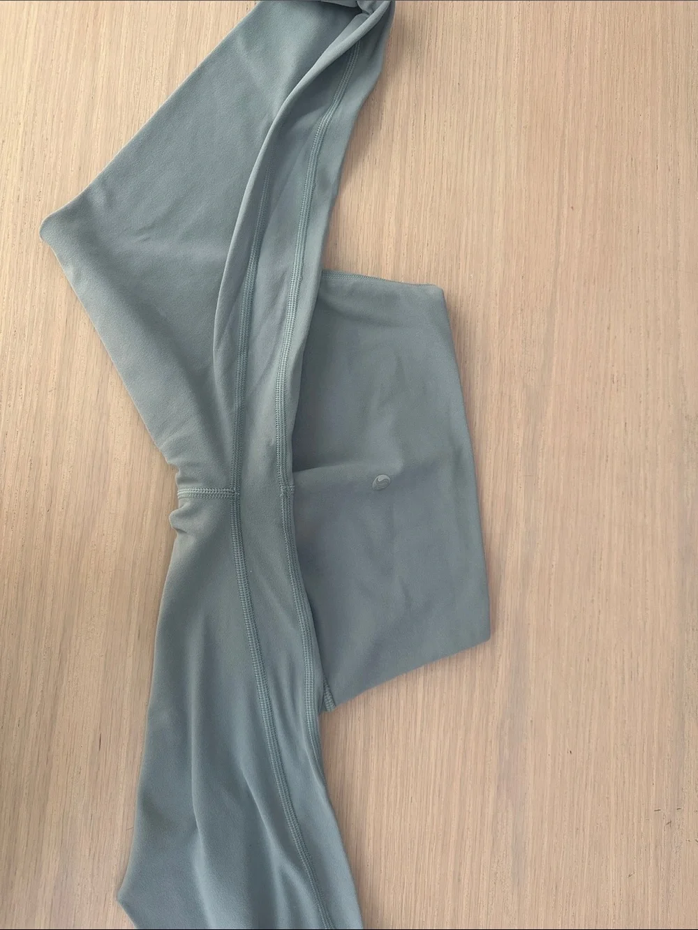 lululemon “Old” Align pants light teal HR 7/8 sz 2
